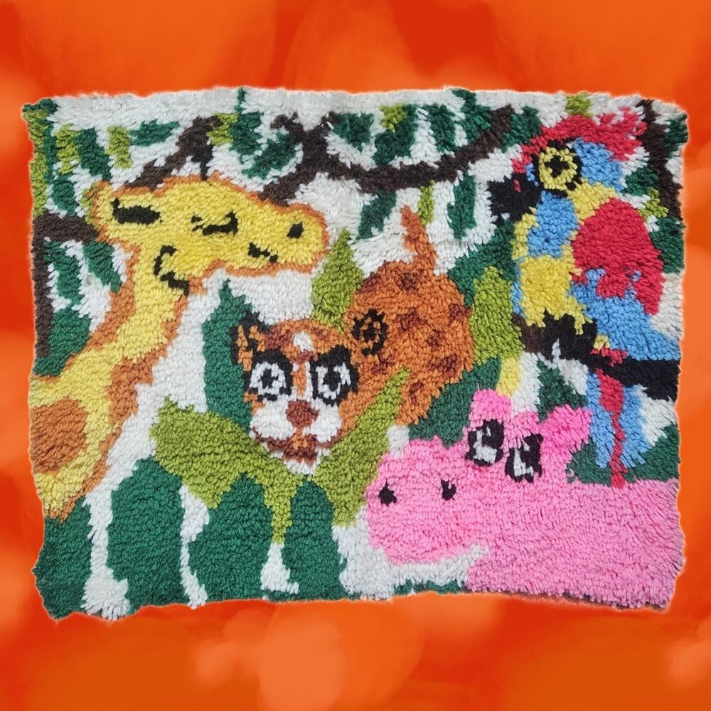 VTG 70s Latch Hook Rug, Jungle Animals: Giraffe, Parrot, Hippo, & Cheetah, 21x26